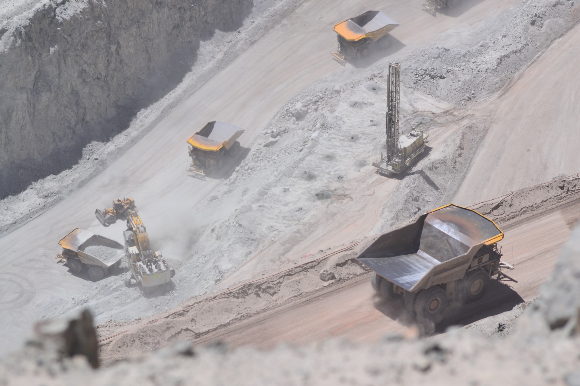 Panama’s Mining Dilemma: Economic Growth vs. Environmental Conservation